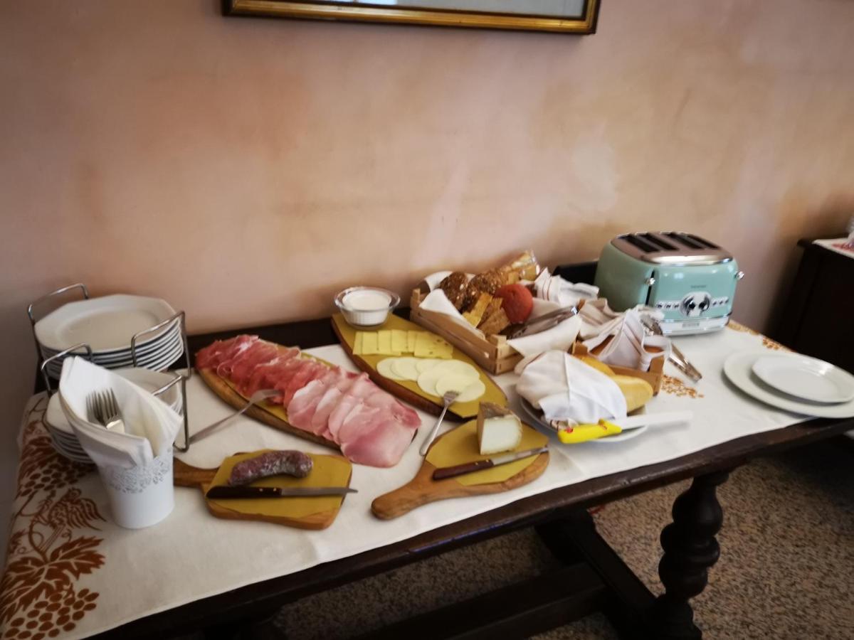 Casapatrizia Art B&B Santarcangelo di Romagna Luaran gambar